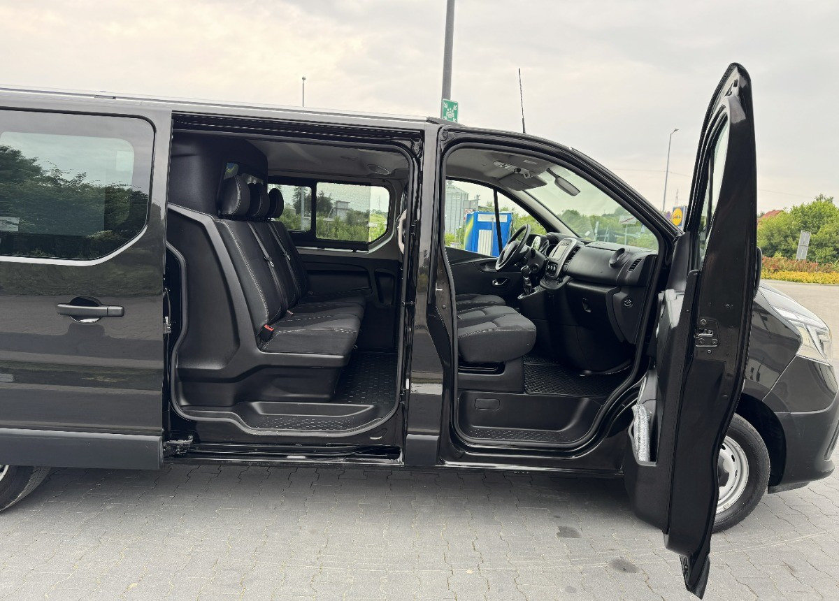 Renault Trafic 2.0 DCI LONG 2021 23 Brygadówka 6os 6 miejsc Spaceclass JAK NOWY - حافلة صغيرة, ميكروباص: صورة 5 Renault Trafic 2.0 DCI LONG 2021 23 Brygadówka 6os 6 miejsc Spaceclass JAK NOWY - حافلة صغيرة, ميكروباص: صورة 5