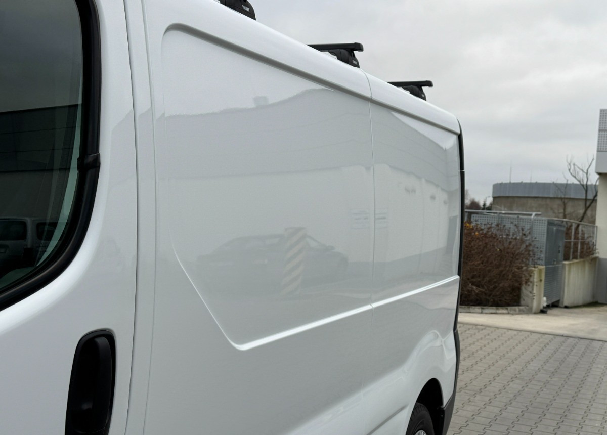 Renault Trafic L2 Long 2.0 DCI 115KM Klimatronic 130 tys km Super stan SERWIS Renault Trafic L2 Long 2.0 DCI 115KM Klimatronic 130 tys km Super stan SERWIS: صورة 10