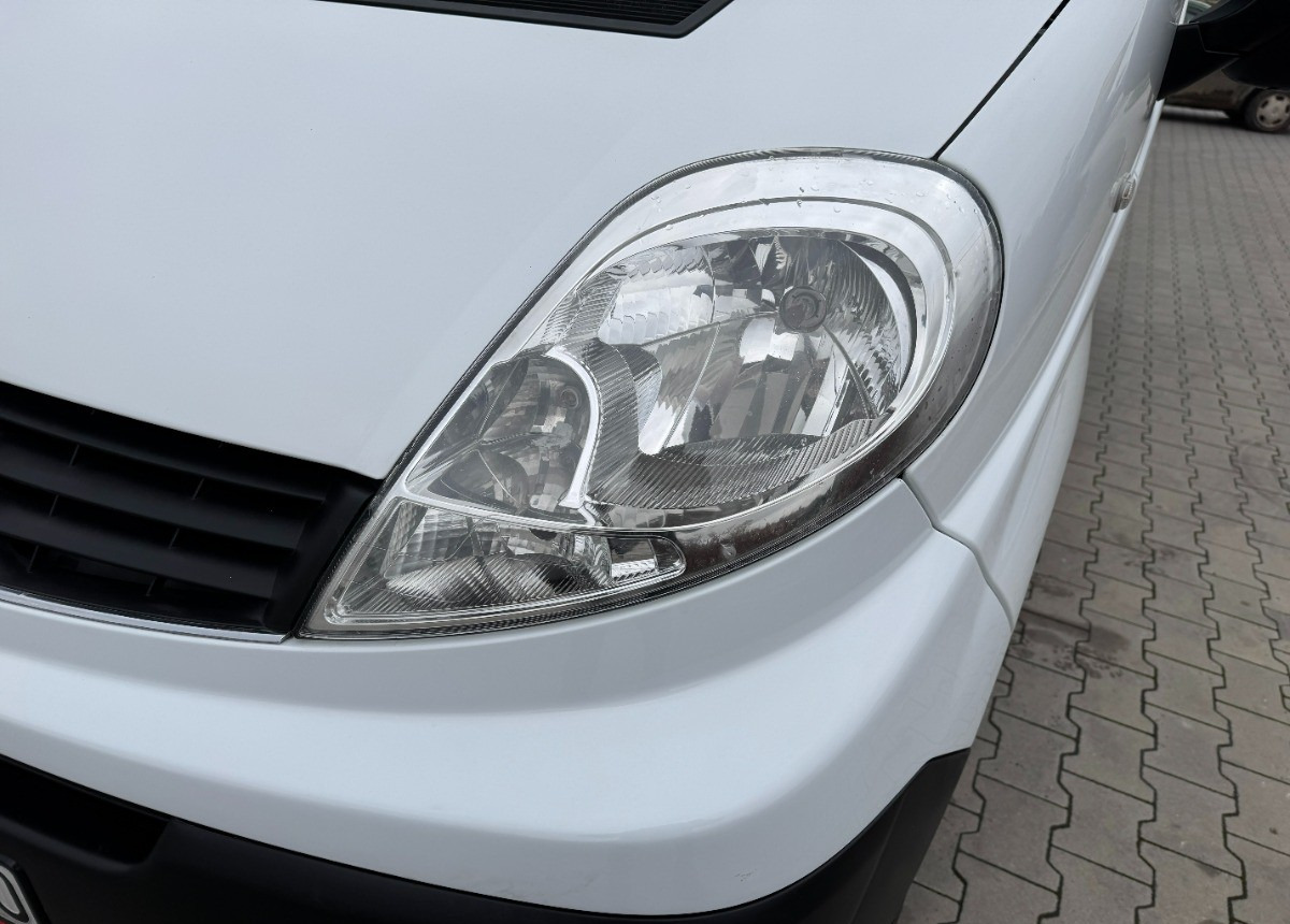 Renault Trafic L2 Long 2.0 DCI 115KM Klimatronic 130 tys km Super stan SERWIS Renault Trafic L2 Long 2.0 DCI 115KM Klimatronic 130 tys km Super stan SERWIS: صورة 26