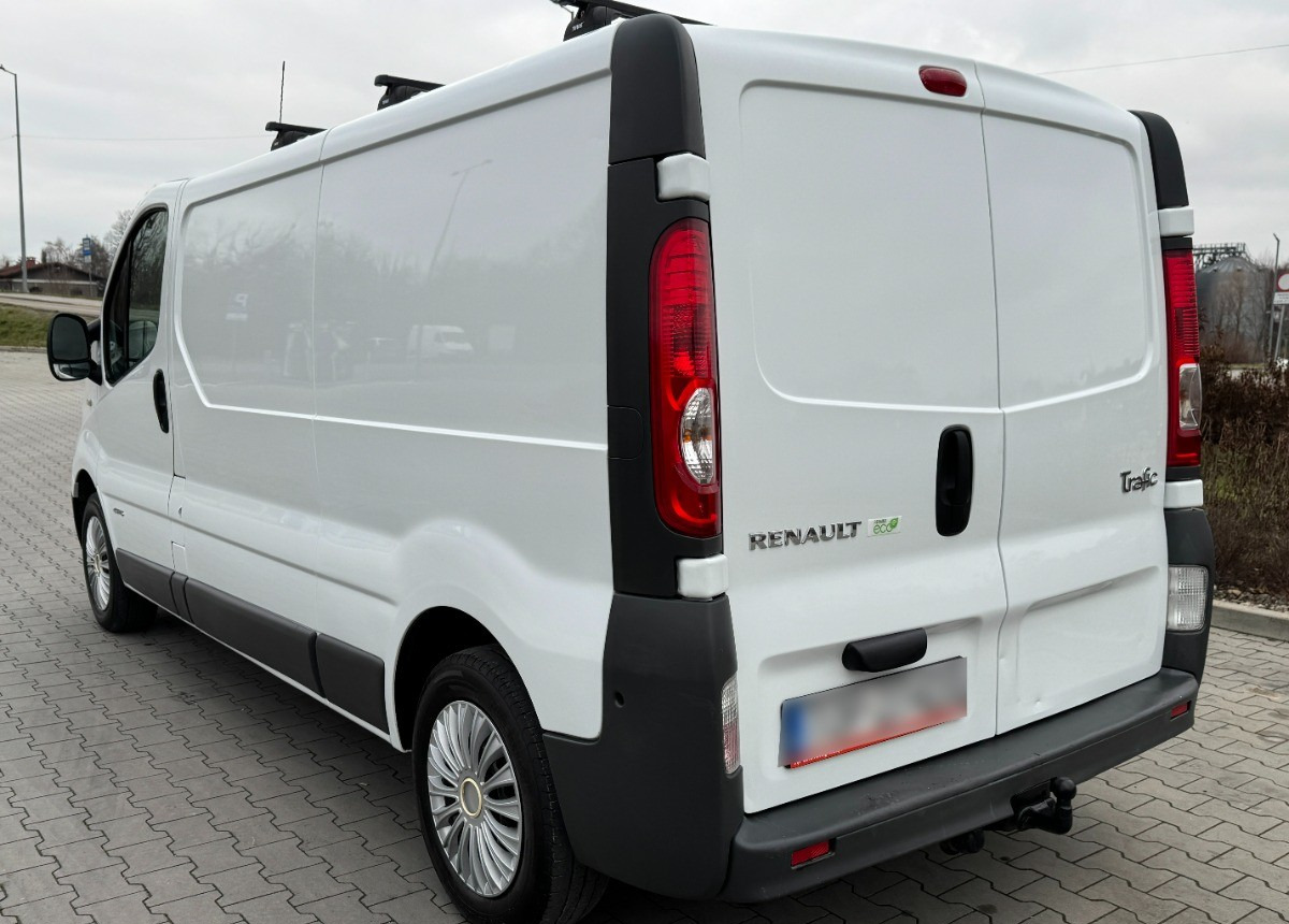 Renault Trafic L2 Long 2.0 DCI 115KM Klimatronic 130 tys km Super stan SERWIS Renault Trafic L2 Long 2.0 DCI 115KM Klimatronic 130 tys km Super stan SERWIS: صورة 14