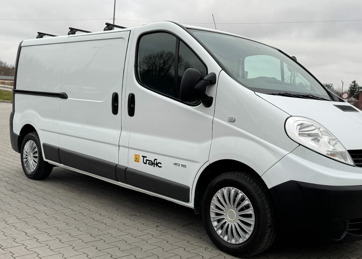 Renault Trafic L2 Long 2.0 DCI 115KM Klimatronic 130 tys km Super stan SERWIS Renault Trafic L2 Long 2.0 DCI 115KM Klimatronic 130 tys km Super stan SERWIS: صورة 22