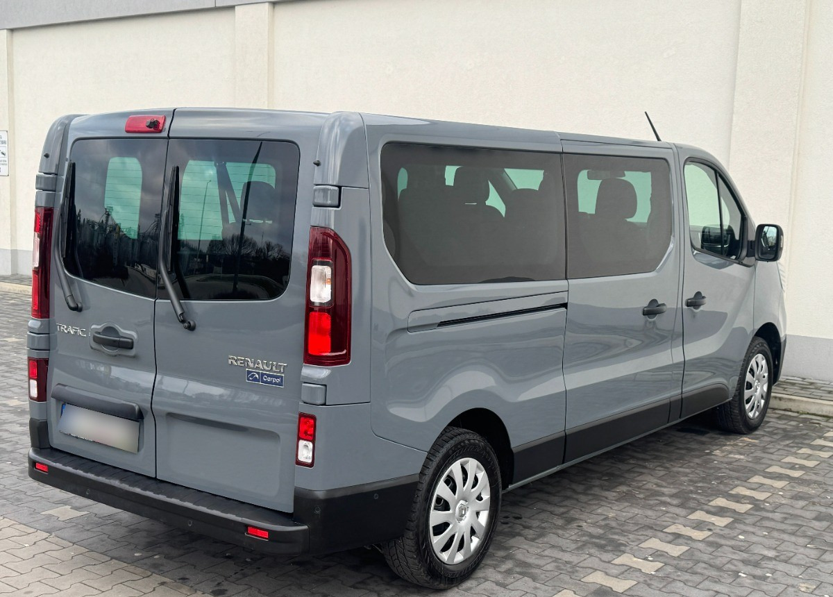 Renault Trafic Long 9 osobowy 2.0 DCI 150 KM Rok 2023 Przewóz osób niepełnosprawnych - حافلة صغيرة, ميكروباص: صورة 4 Renault Trafic Long 9 osobowy 2.0 DCI 150 KM Rok 2023 Przewóz osób niepełnosprawnych - حافلة صغيرة, ميكروباص: صورة 4