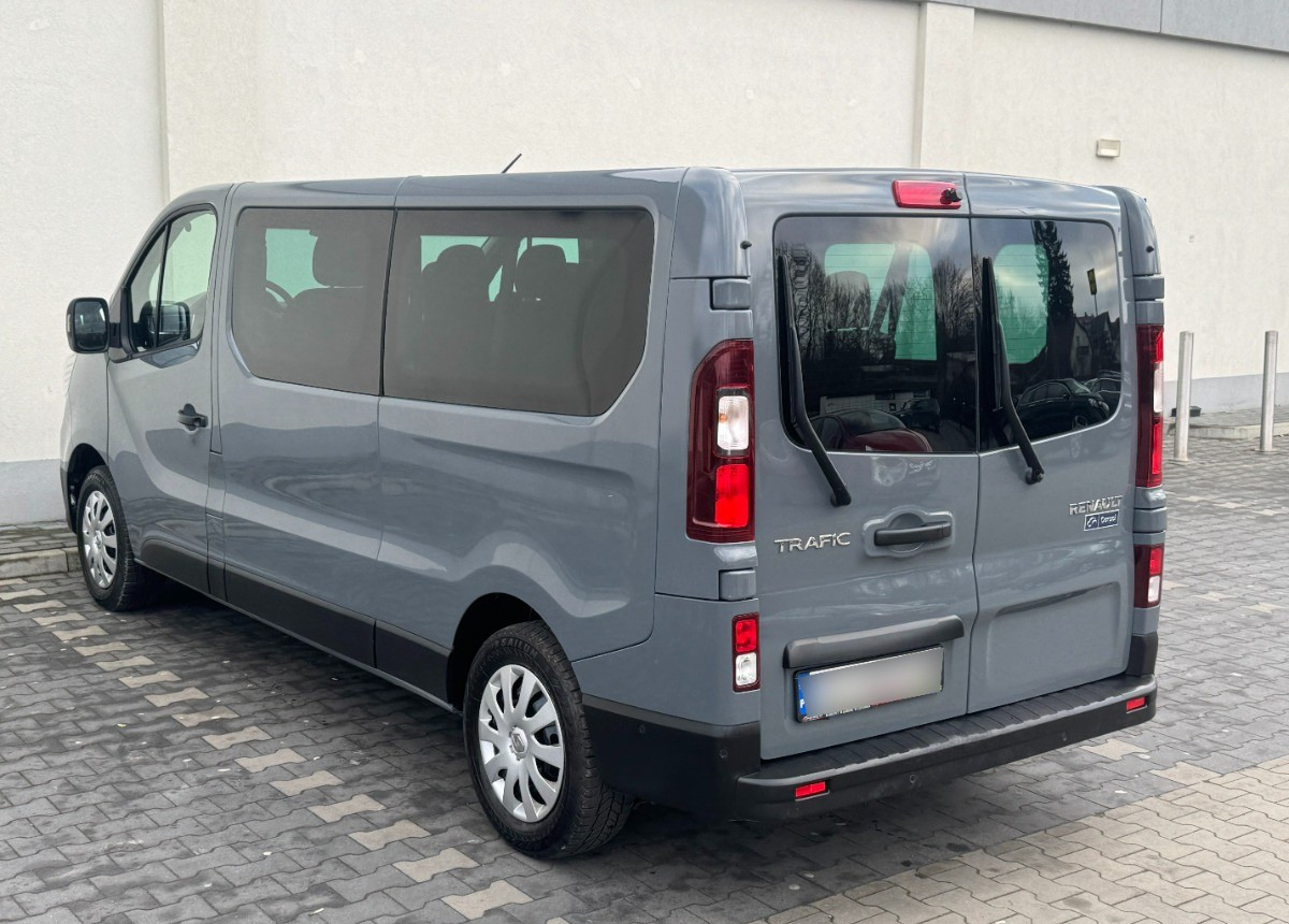 Renault Trafic Long 9 osobowy 2.0 DCI 150 KM Rok 2023 Przewóz osób niepełnosprawnych - حافلة صغيرة, ميكروباص: صورة 3 Renault Trafic Long 9 osobowy 2.0 DCI 150 KM Rok 2023 Przewóz osób niepełnosprawnych - حافلة صغيرة, ميكروباص: صورة 3