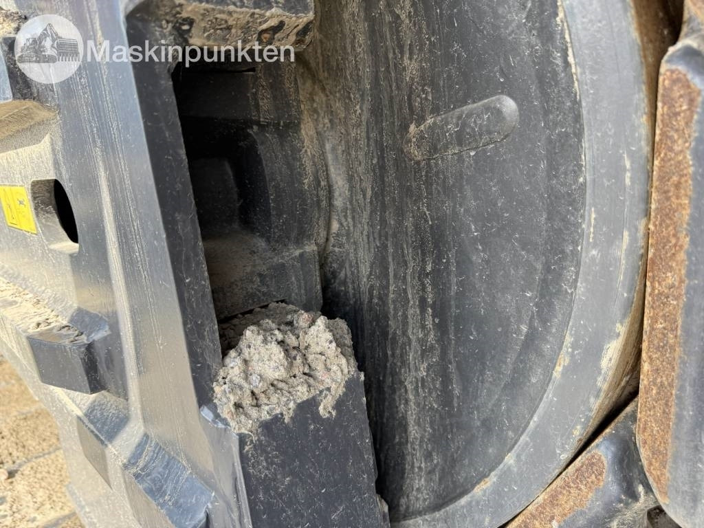 حفار زحاف Develon 800 LC: صورة 43 حفار زحاف Develon 800 LC: صورة 43