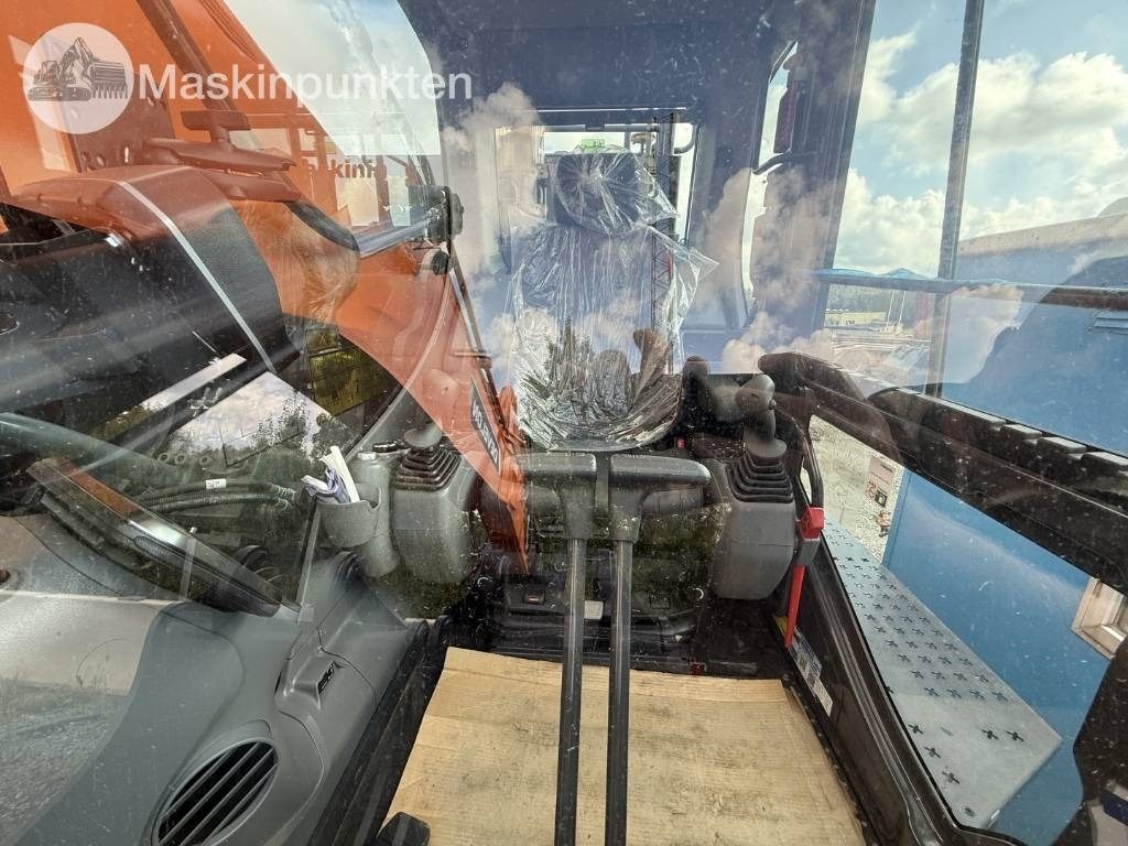 حفار زحاف Develon 800 LC: صورة 28 حفار زحاف Develon 800 LC: صورة 28