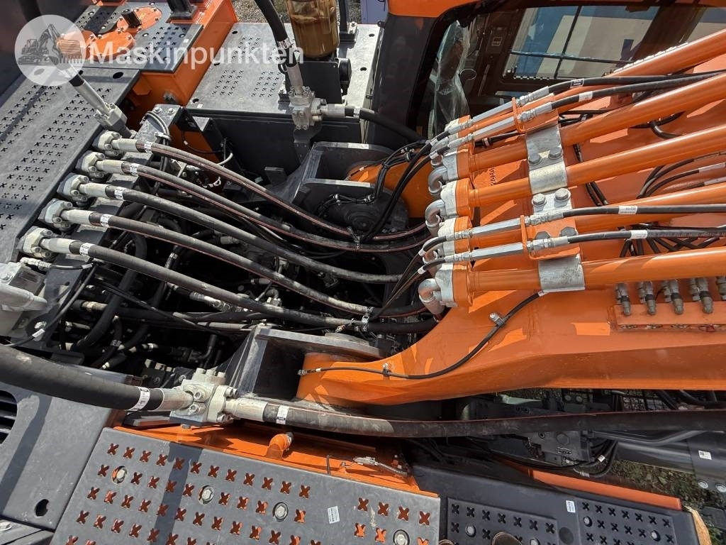 حفار زحاف Develon 800 LC: صورة 36 حفار زحاف Develon 800 LC: صورة 36