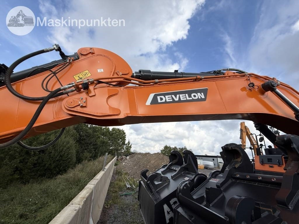 حفار زحاف Develon 800 LC: صورة 11 حفار زحاف Develon 800 LC: صورة 11