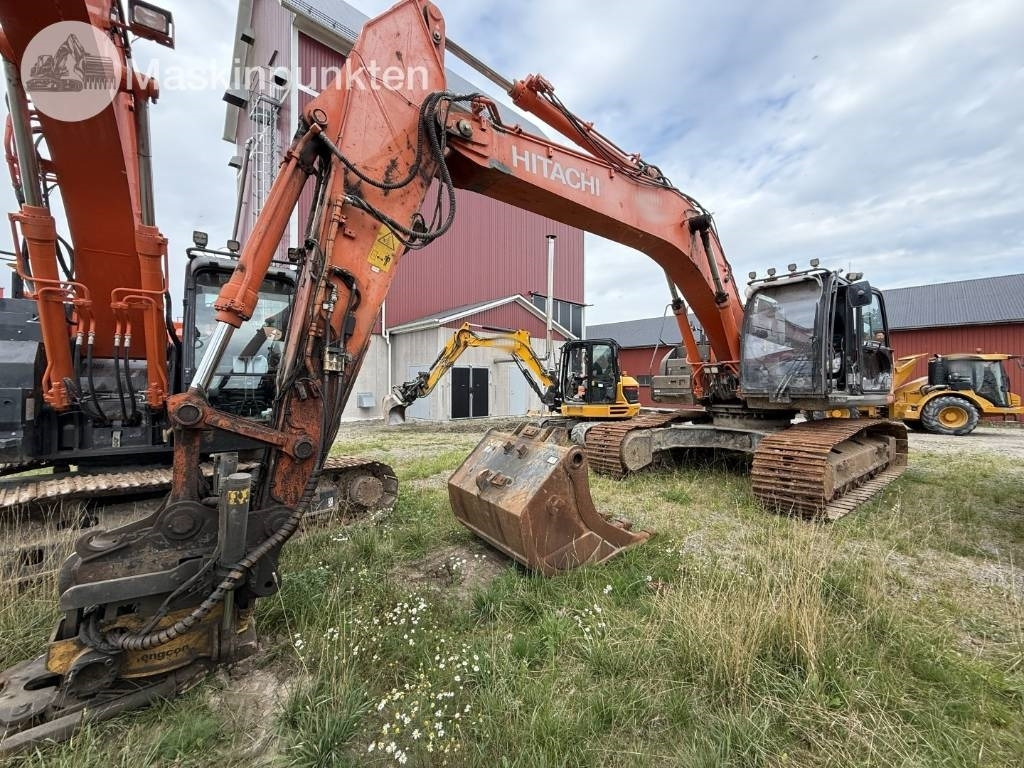 Hitachi ZX 300 LC-6 - حفار زحاف: صورة 2 Hitachi ZX 300 LC-6 - حفار زحاف: صورة 2