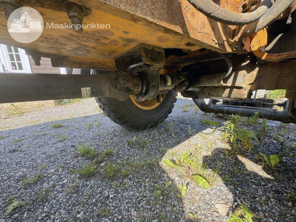 اللودر بعجل JCB 413 K: صورة 27