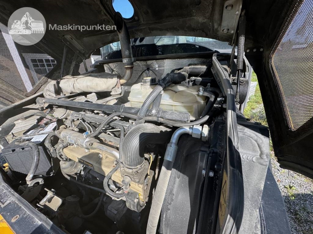 اللودر بعجل JCB 413 K: صورة 49