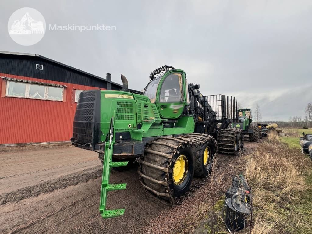 John Deere 1910 G - حافلة الغابات: صورة 2 John Deere 1910 G - حافلة الغابات: صورة 2