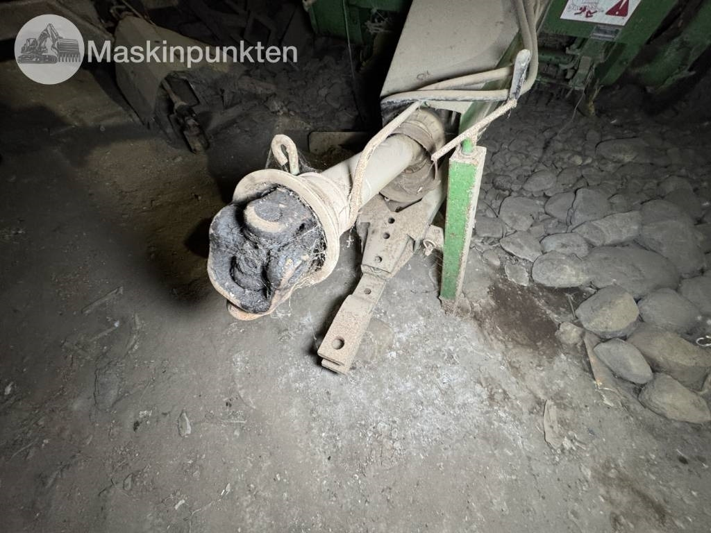 John Deere 545 - مكنة: صورة 4 John Deere 545 - مكنة: صورة 4