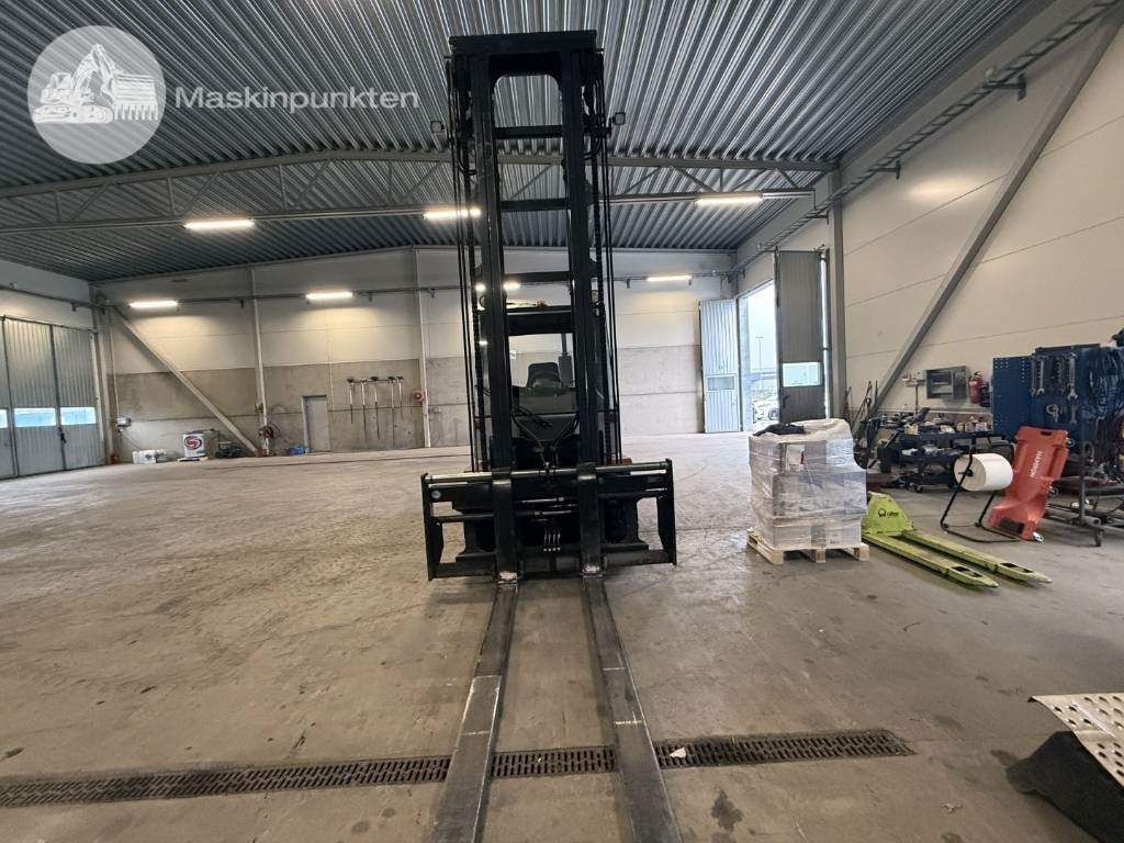 Kalmar DCE 80-6 - رافعة شوكية ديزل: صورة 3 Kalmar DCE 80-6 - رافعة شوكية ديزل: صورة 3