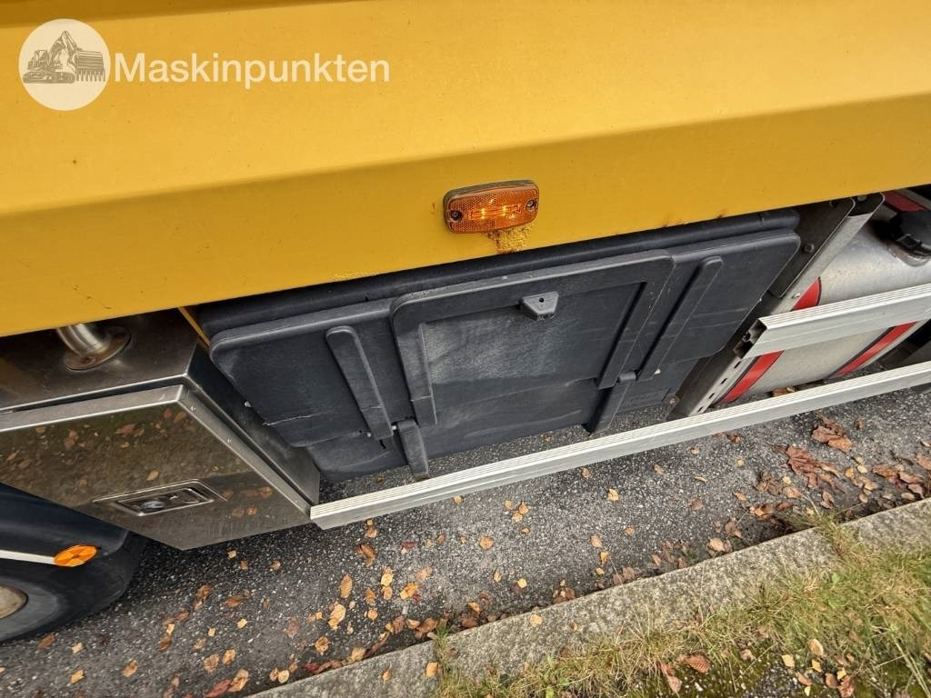 شاحنة النفايات Mercedes-Benz 1833 LL Sopbil: صورة 49