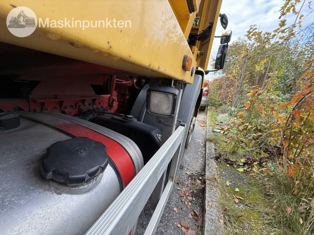 شاحنة النفايات Mercedes-Benz 1833 LL Sopbil: صورة 47