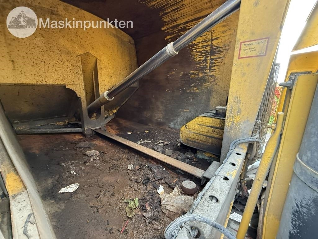 شاحنة النفايات Mercedes-Benz 1833 LL Sopbil: صورة 38