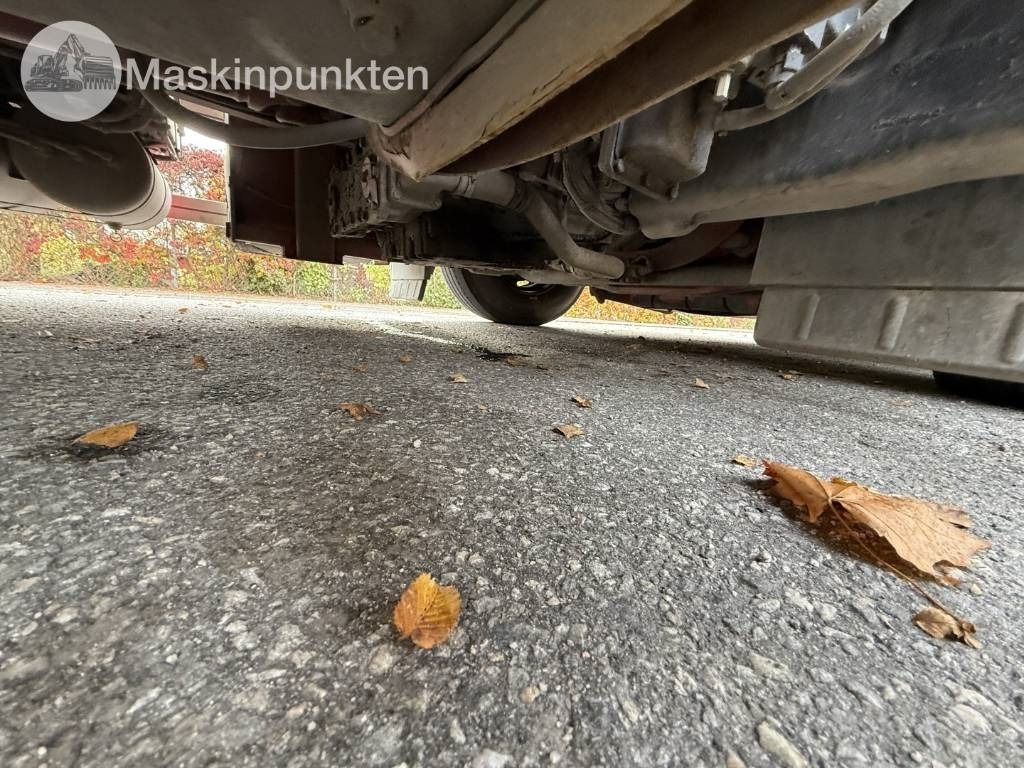 شاحنة النفايات Mercedes-Benz 1833 LL Sopbil: صورة 35