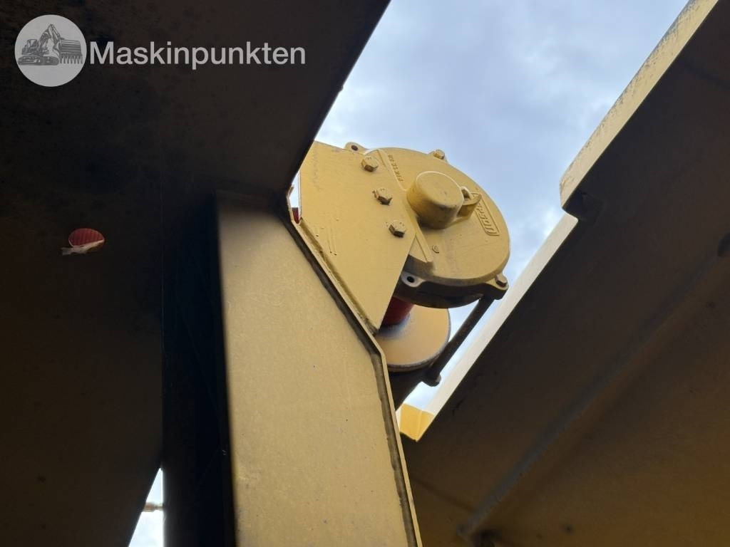 شاحنة النفايات Mercedes-Benz 1833 LL Sopbil: صورة 45