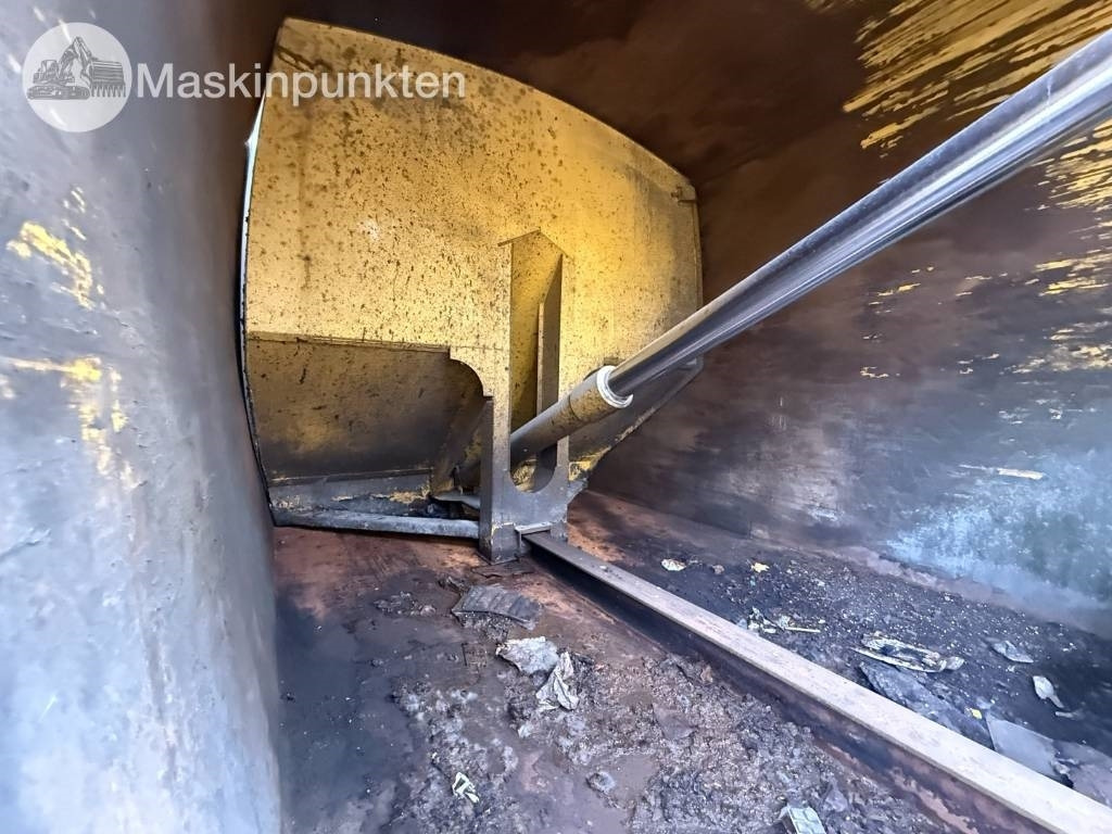 شاحنة النفايات Mercedes-Benz 1833 LL Sopbil: صورة 42