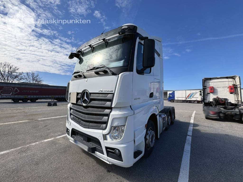 Mercedes-Benz Actros 2545 - وحدة جر: صورة 3 Mercedes-Benz Actros 2545 - وحدة جر: صورة 3
