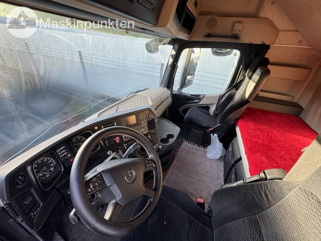 وحدة جر Mercedes-Benz Actros 963-4-D: صورة 39