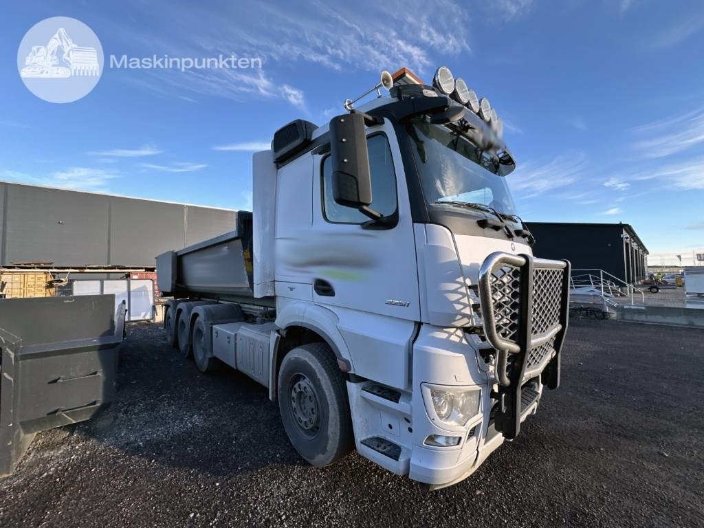 Mercedes-Benz Arocs 3251 - شاحنة ذات خطاف: صورة 3 Mercedes-Benz Arocs 3251 - شاحنة ذات خطاف: صورة 3
