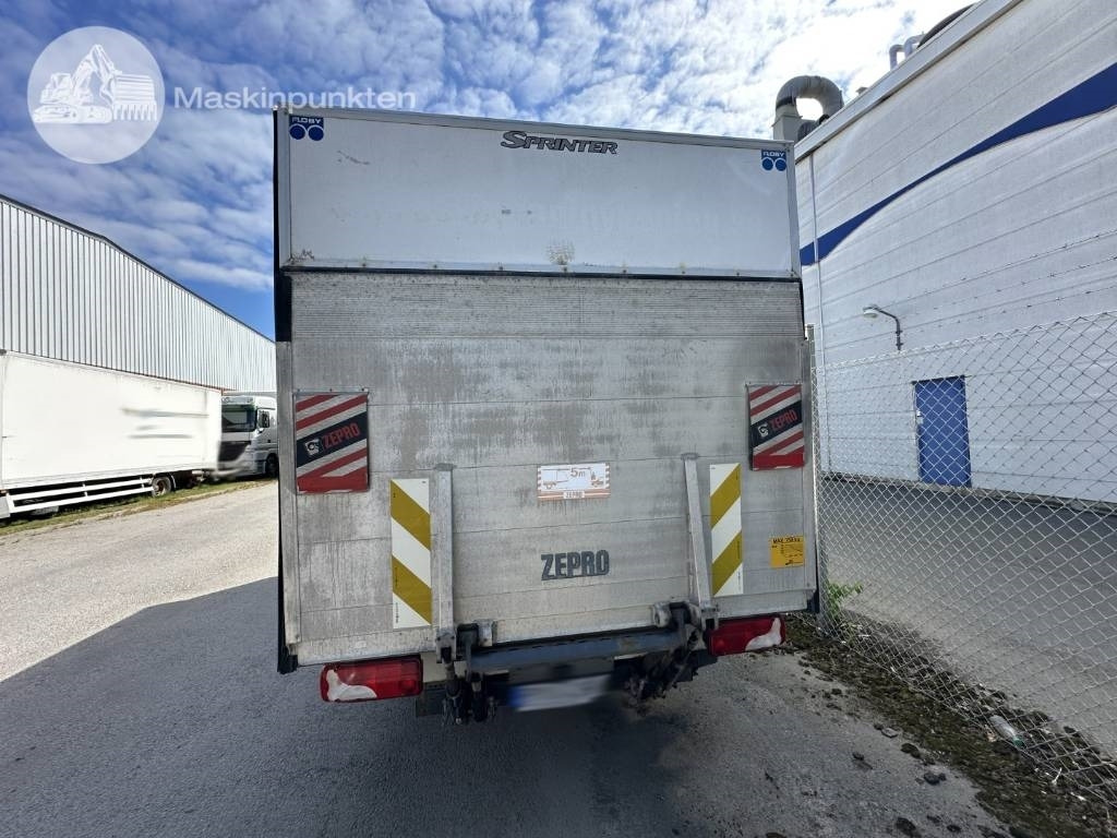 Mercedes-Benz Sprinter 315 CDI - شاحنة مغلقة الصندوق: صورة 5 Mercedes-Benz Sprinter 315 CDI - شاحنة مغلقة الصندوق: صورة 5
