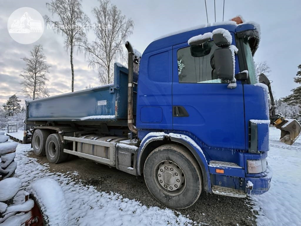 Scania R 124 GB 470 - شاحنة ذات خطاف: صورة 2 Scania R 124 GB 470 - شاحنة ذات خطاف: صورة 2