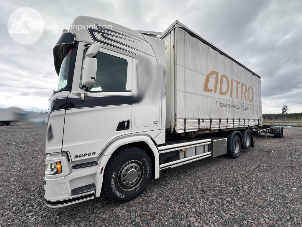 Scania R 580 - شاحنات الحاويات / جسم علوي قابل للتغيير شاحنة: صورة 2 Scania R 580 - شاحنات الحاويات / جسم علوي قابل للتغيير شاحنة: صورة 2