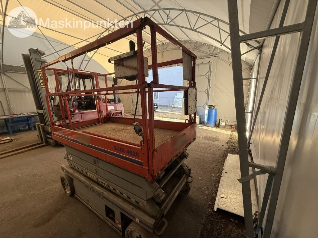 SkyJack SJ III 4626 - رافعة هيدروليكية مقصية: صورة 4 SkyJack SJ III 4626 - رافعة هيدروليكية مقصية: صورة 4