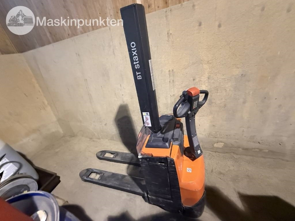 Toyota BT SWE 160 L - رافعة شوكية كهربائية: صورة 3 Toyota BT SWE 160 L - رافعة شوكية كهربائية: صورة 3