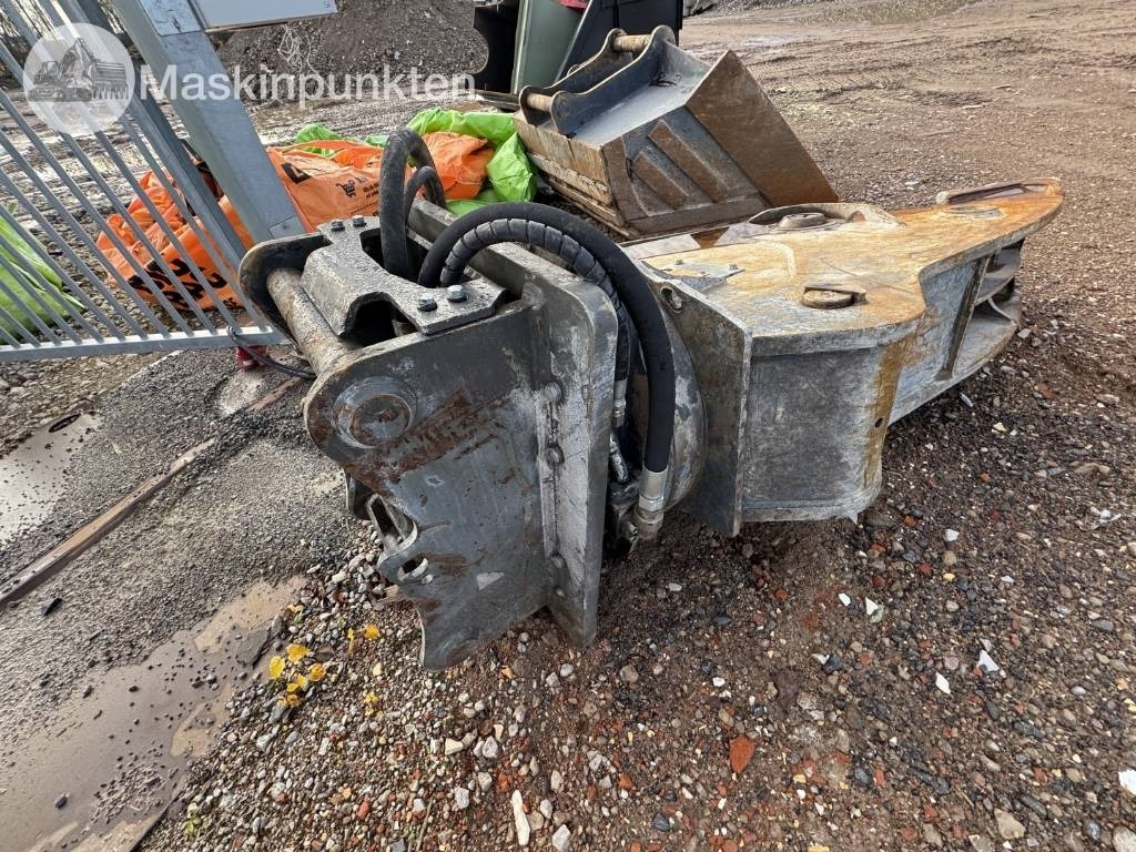 VTN FP18 - ريبر - آلات البناء: صورة 3 VTN FP18 - ريبر - آلات البناء: صورة 3