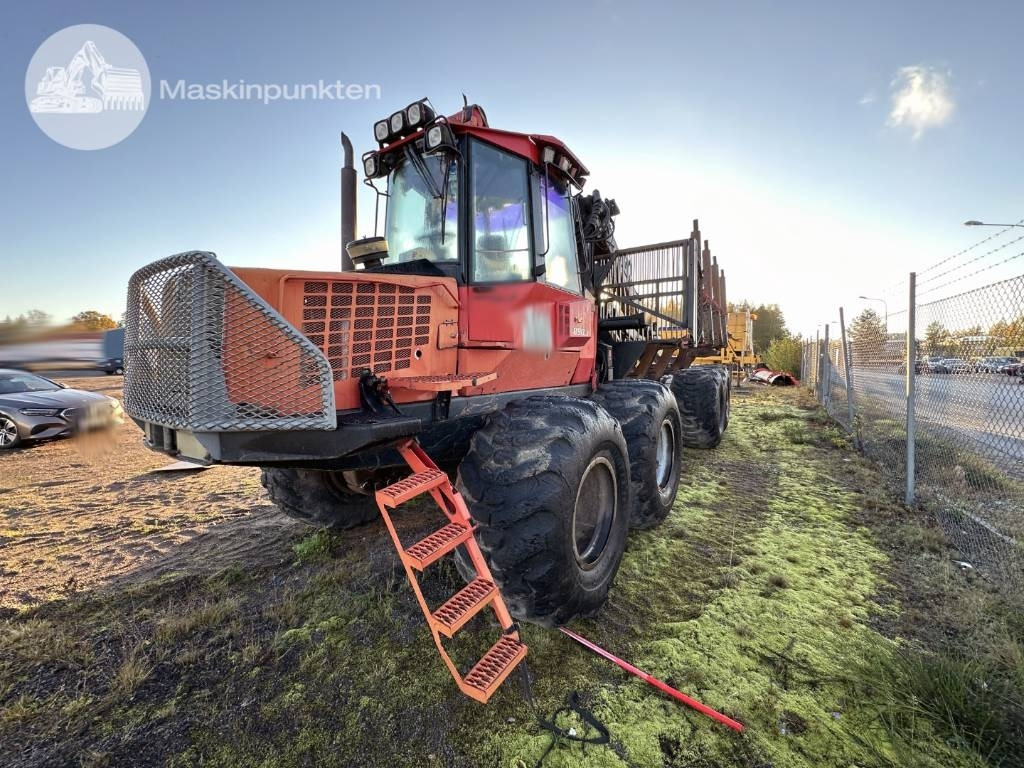 Valmet 890.3 - حافلة الغابات: صورة 1 Valmet 890.3 - حافلة الغابات: صورة 1
