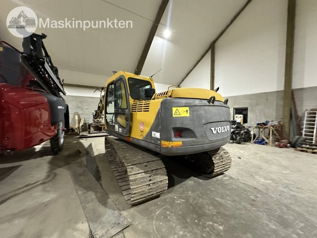 Volvo EC 140 LC - حفار زحاف: صورة 4 Volvo EC 140 LC - حفار زحاف: صورة 4