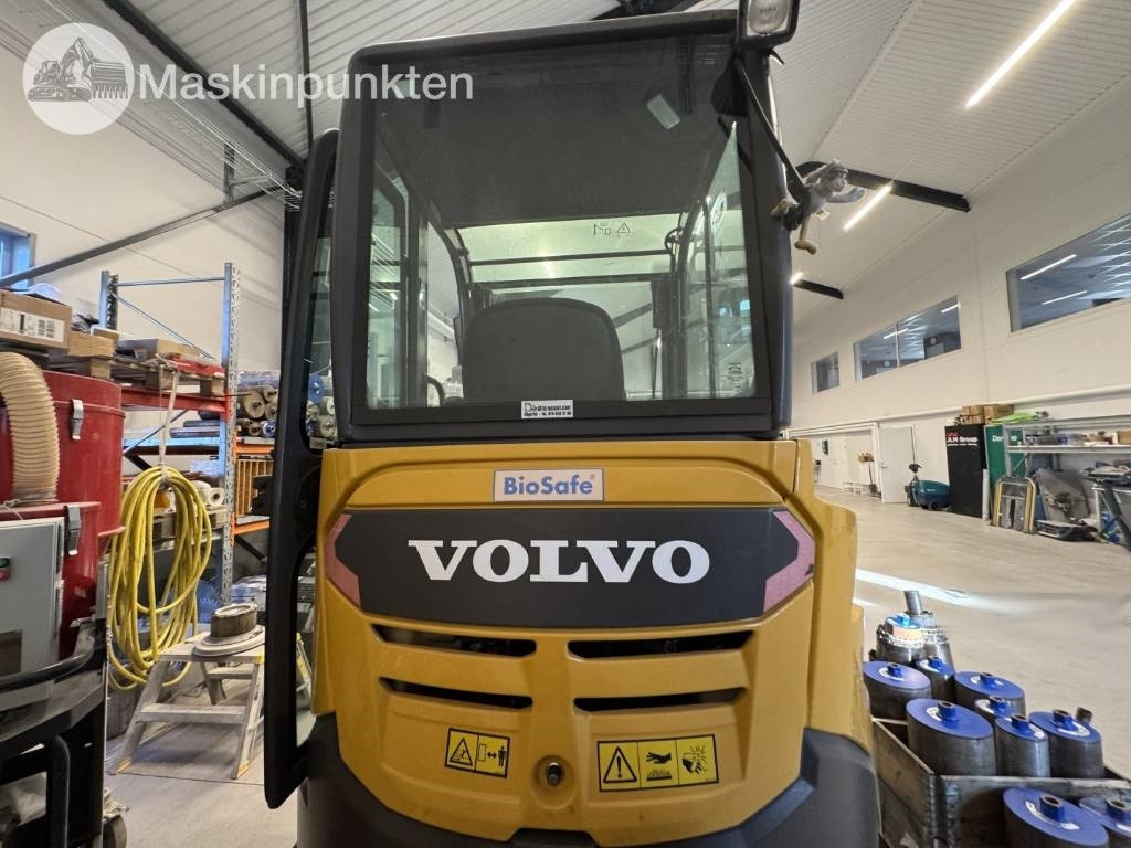 حفارة مُصَّغرة Volvo ECR 25 D: صورة 26