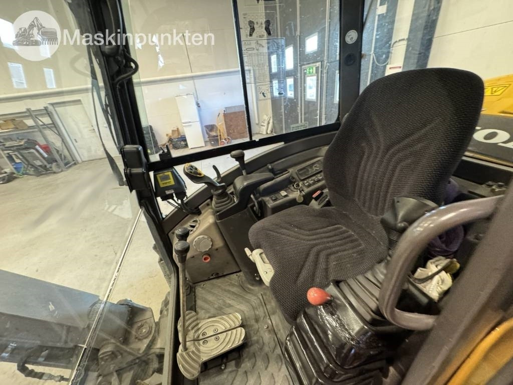 حفارة مُصَّغرة Volvo ECR 25 D: صورة 47