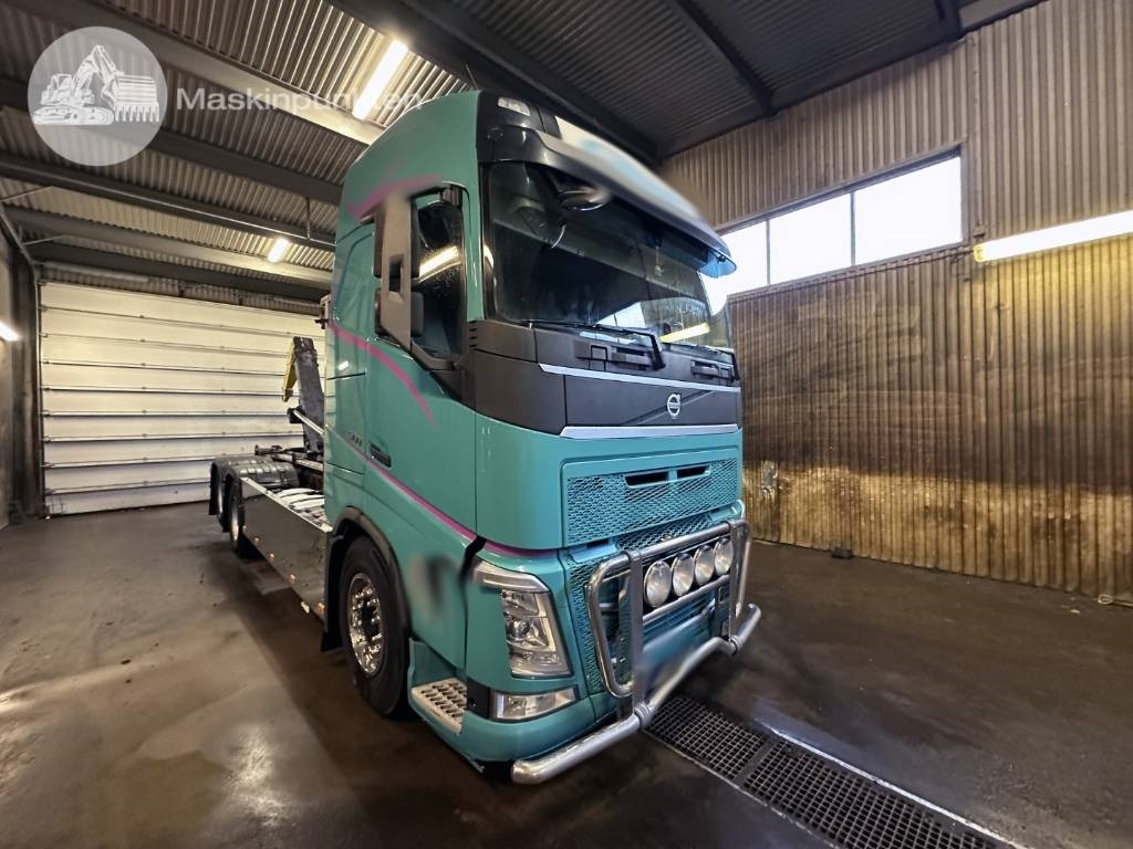 Volvo FH 13 500 - شاحنة ذات خطاف: صورة 4 Volvo FH 13 500 - شاحنة ذات خطاف: صورة 4