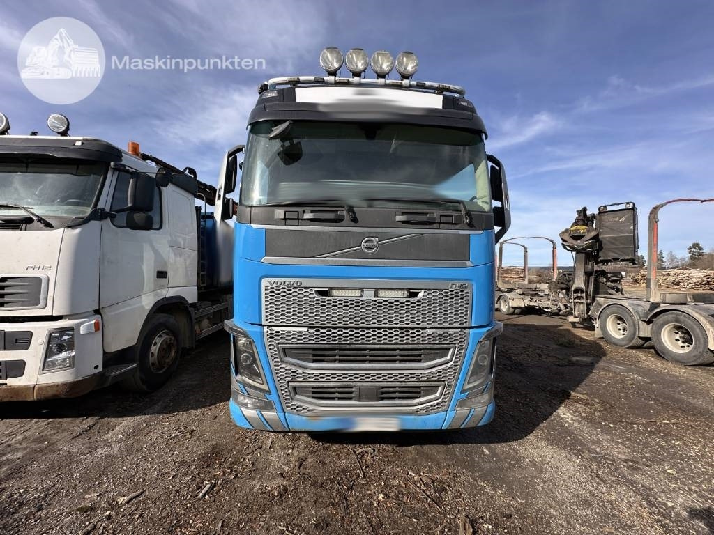 Volvo FH 16 750 - شاحنة قطع الأشجار: صورة 4 Volvo FH 16 750 - شاحنة قطع الأشجار: صورة 4