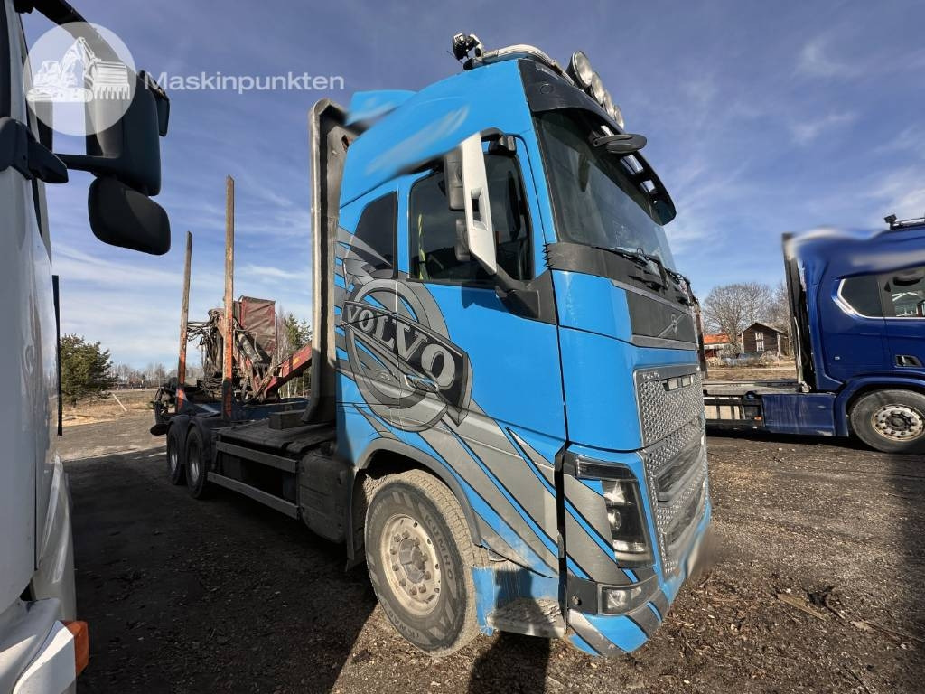 Volvo FH 16 750 - شاحنة قطع الأشجار: صورة 1 Volvo FH 16 750 - شاحنة قطع الأشجار: صورة 1