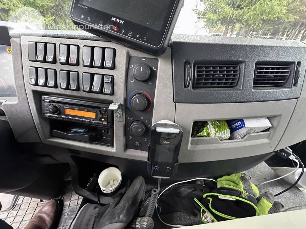 شاحنة الفريزر Volvo FL 240: صورة 27