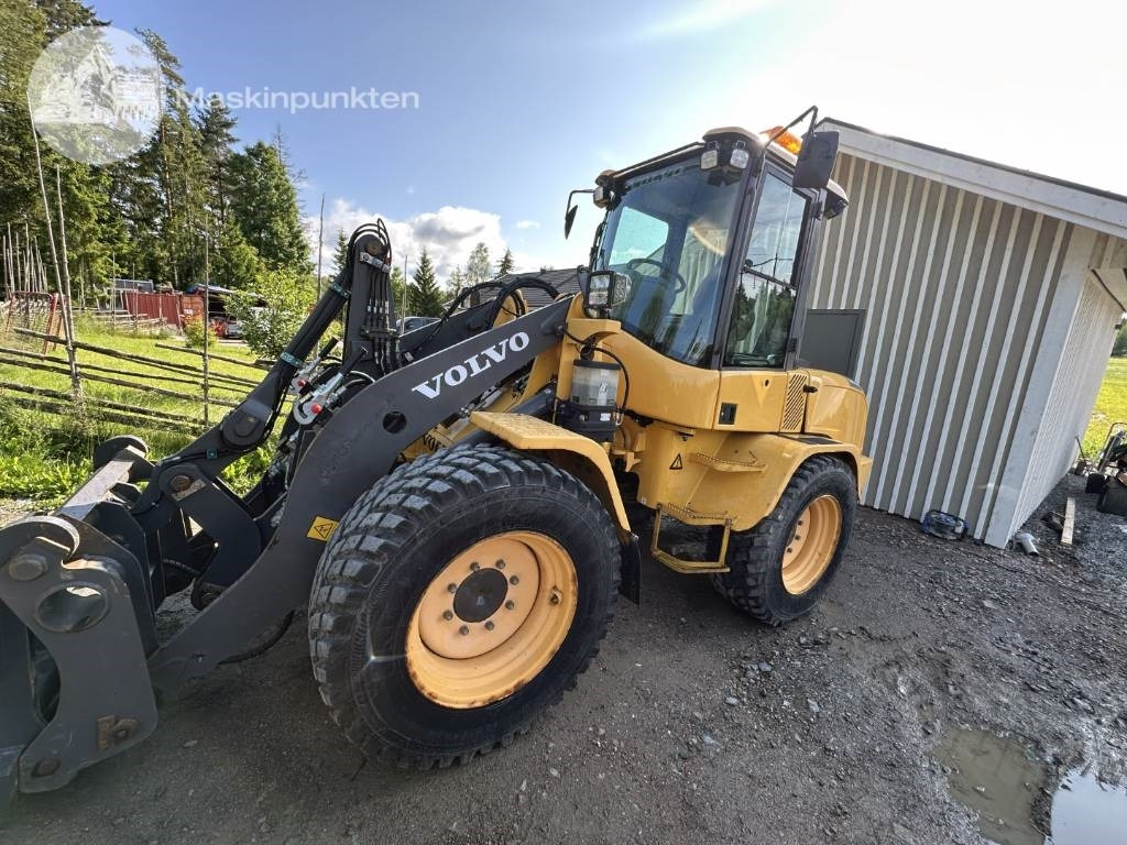 Volvo L 35 G - اللودر بعجل: صورة 1 Volvo L 35 G - اللودر بعجل: صورة 1