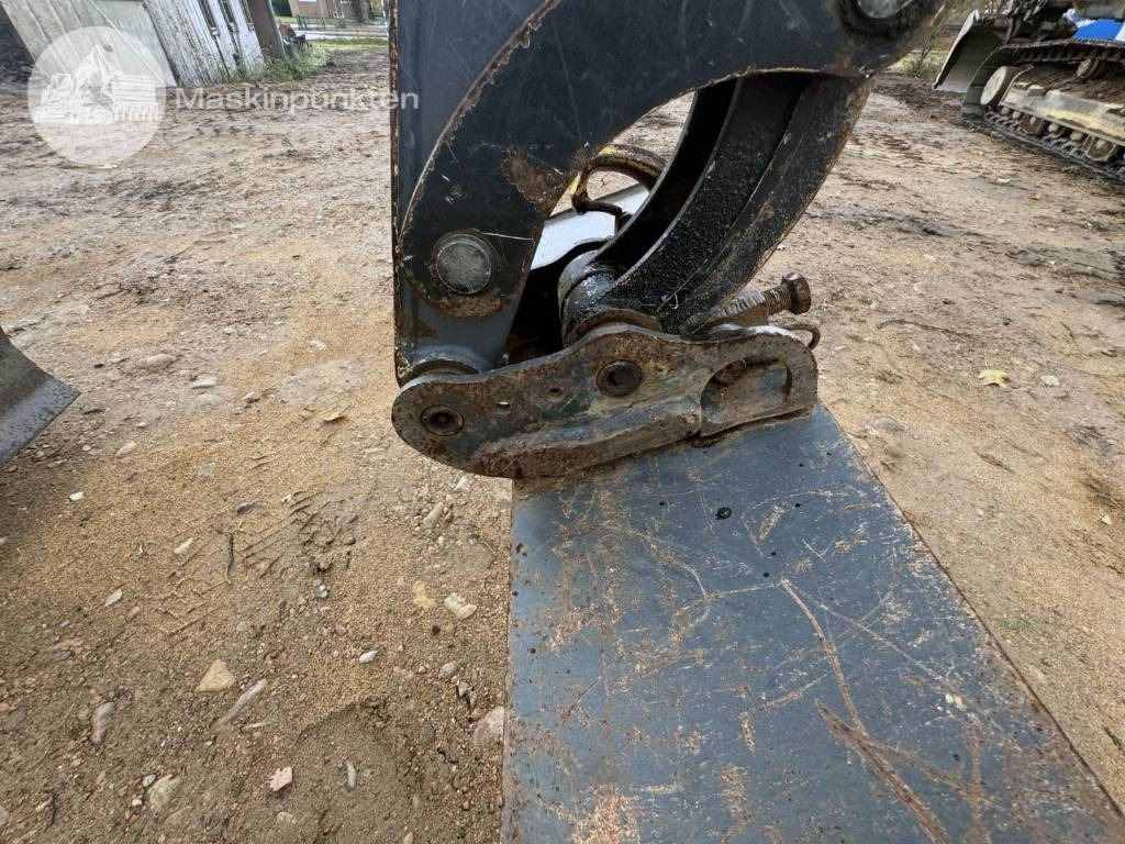 حفارة مُصَّغرة Yanmar TC 22: صورة 20