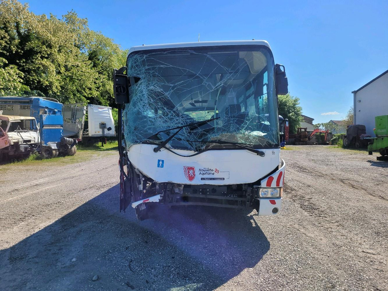 IRISBUS RECREO-CROSSWAY 12 POP - حافلة سوبربان: صورة 2 IRISBUS RECREO-CROSSWAY 12 POP - حافلة سوبربان: صورة 2