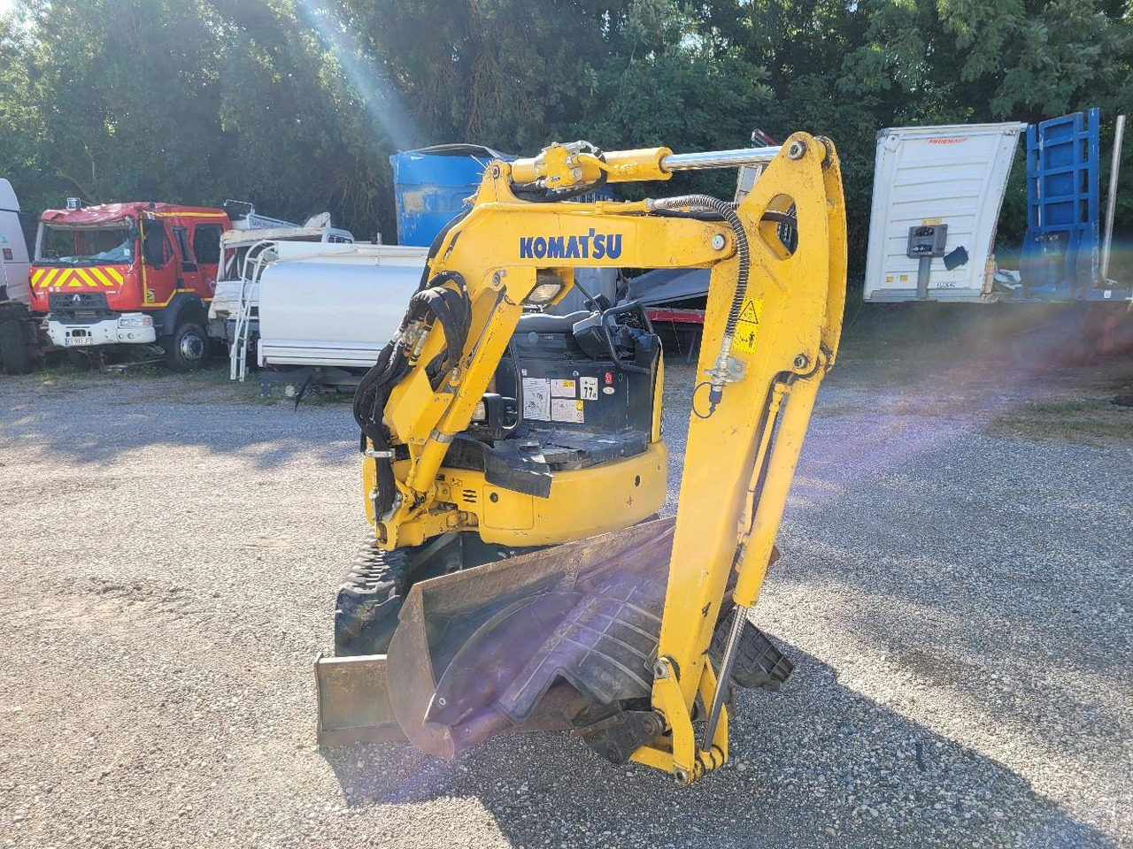 KOMATSU MINI PELLE FC 24 MR-5 - حفارة مُصَّغرة: صورة 2 KOMATSU MINI PELLE FC 24 MR-5 - حفارة مُصَّغرة: صورة 2