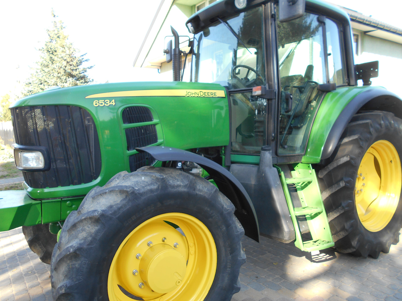 John Deer - جرار: صورة 1 John Deer - جرار: صورة 1