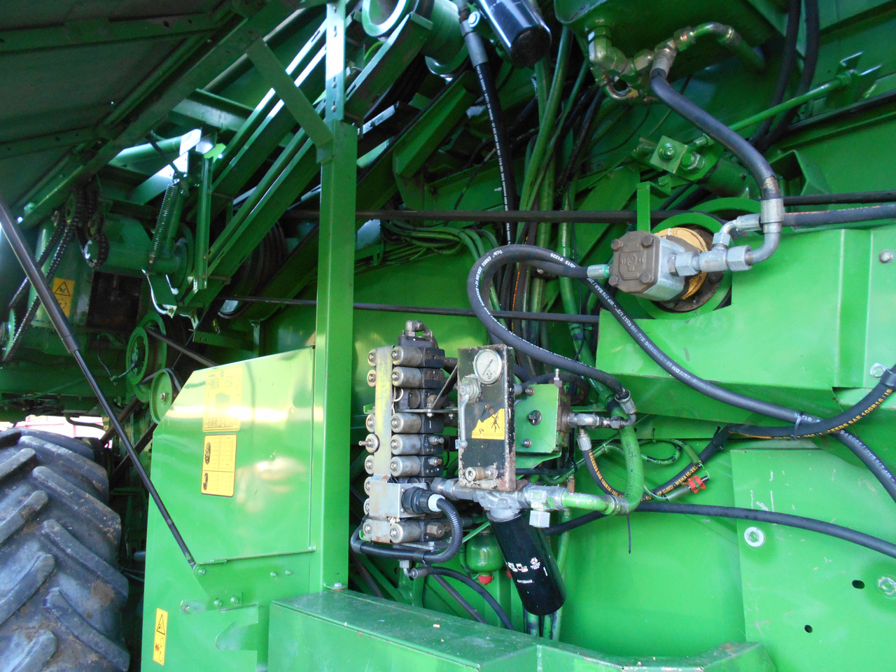 Kombajn do zboża John deer 2258 - حصادة: صورة 5 Kombajn do zboża John deer 2258 - حصادة: صورة 5