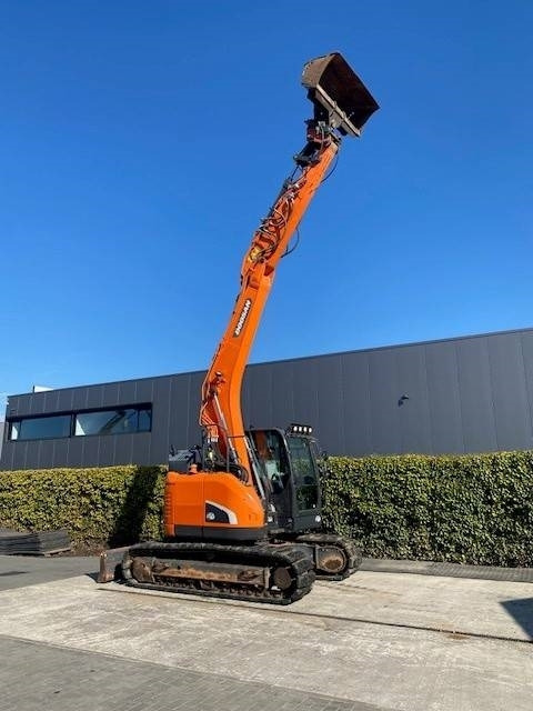 Doosan DX140LCR-5 - حفار زحاف: صورة 4 Doosan DX140LCR-5 - حفار زحاف: صورة 4