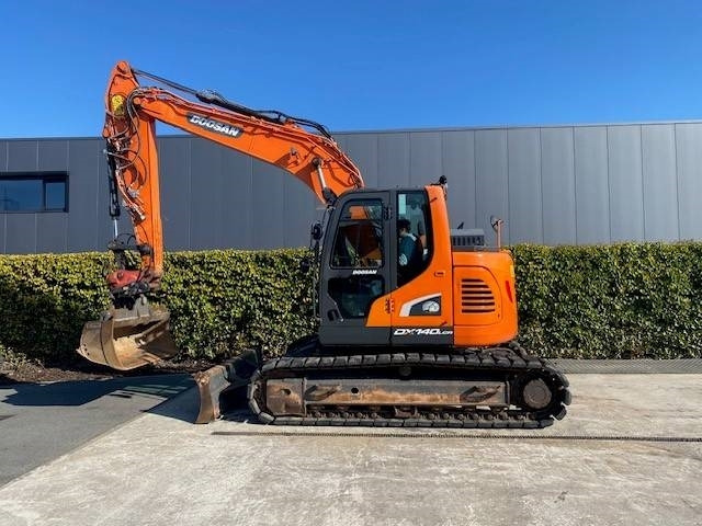 Doosan DX140LCR-5 - حفار زحاف: صورة 5 Doosan DX140LCR-5 - حفار زحاف: صورة 5
