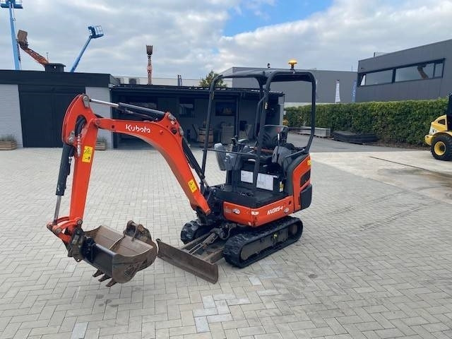 Kubota KX 015-4 - حفارة مُصَّغرة: صورة 5 Kubota KX 015-4 - حفارة مُصَّغرة: صورة 5