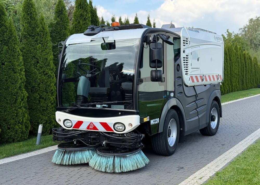 Inny MATHIEU GRAND AZURA MC420 ZAMIATARKA - شاحنة النفايات: صورة 1 Inny MATHIEU GRAND AZURA MC420 ZAMIATARKA - شاحنة النفايات: صورة 1